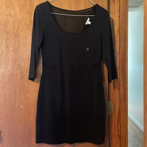 Black bodycon dress